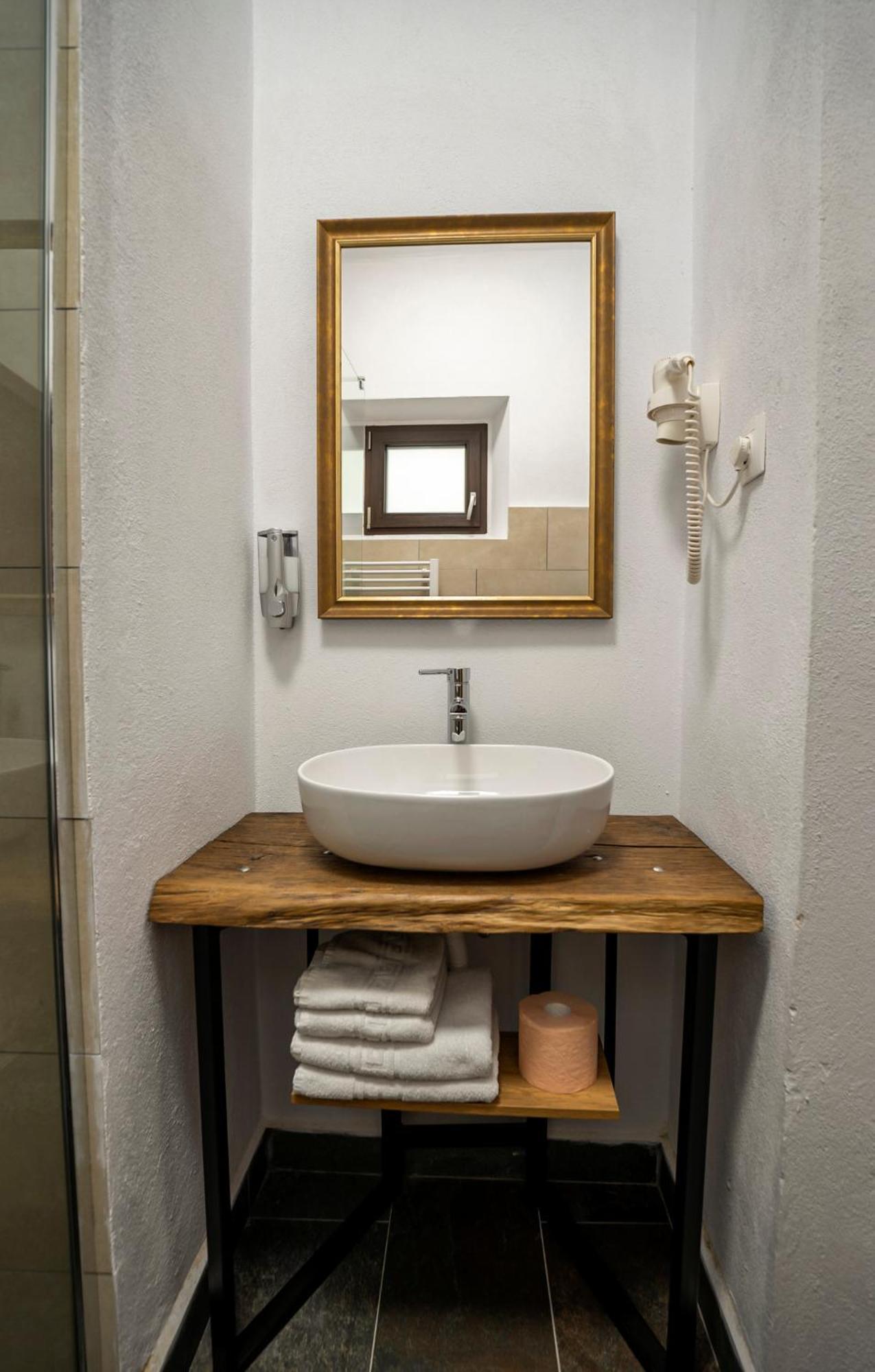 Stradela Apartment Sighisoara Ngoại thất bức ảnh