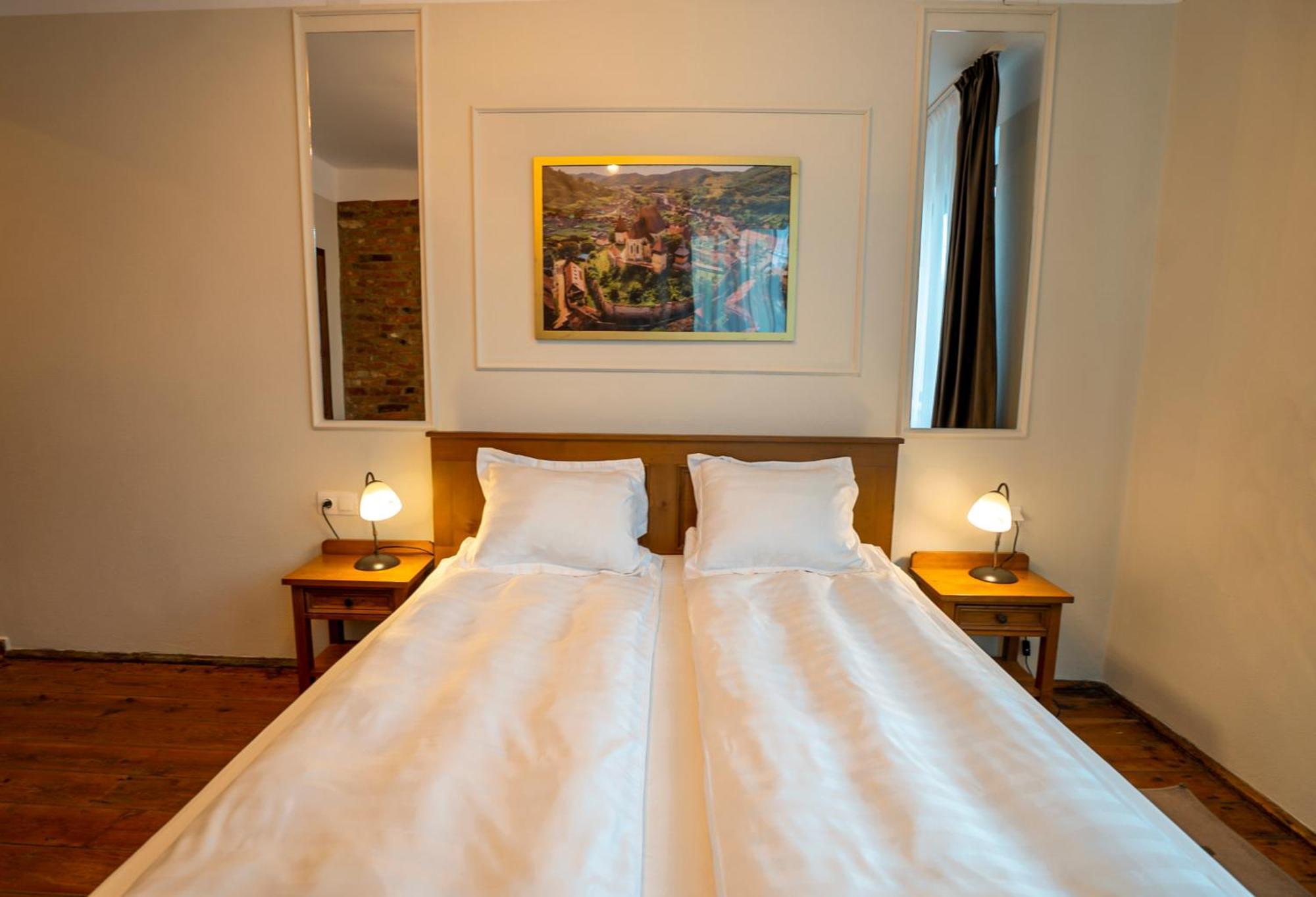 Stradela Apartment Sighisoara Ngoại thất bức ảnh